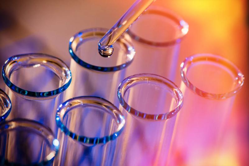 COLOUR-IMAGE_life-science-laboratory-test-tube-dropper-biotechnology-medical-scientific-research_sep26