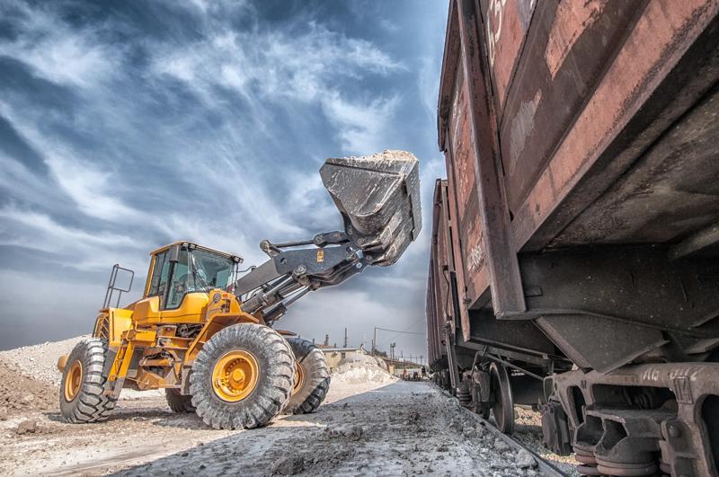COLOUR-IMAGE_transport-loading-machine_Apr26