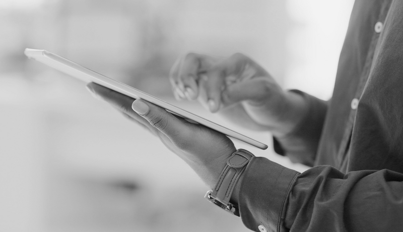 SINGLE-IMAGE_closeup-hands-scrolling-on-a-tablet_may24