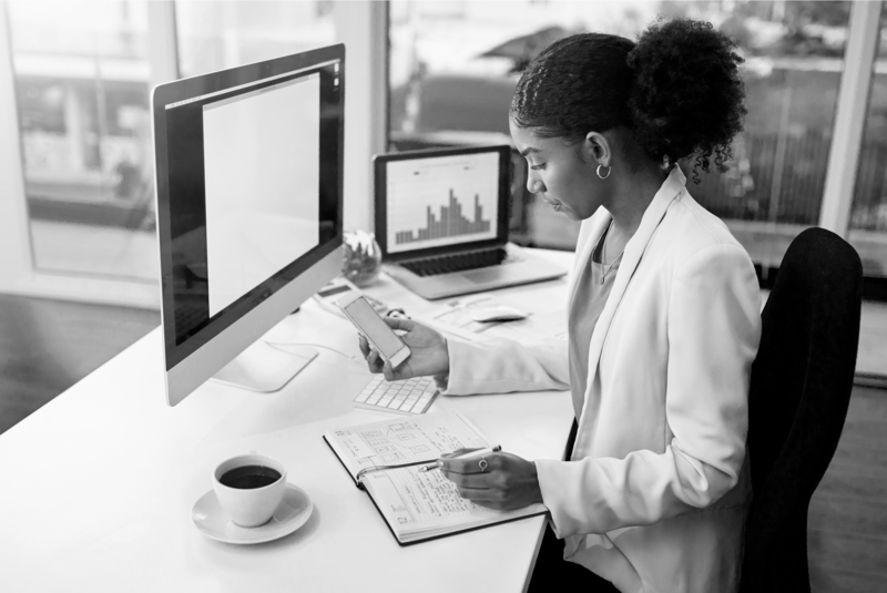 SINGLE-IMAGE_woman-accountant_oct23